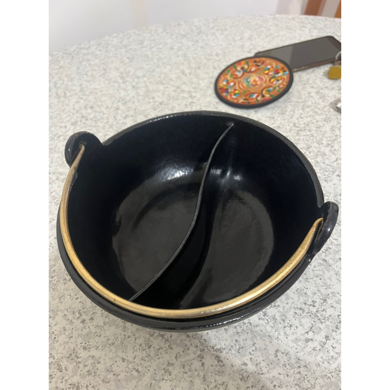 火鍋鴛鴦鍋、鑄鐵鍋、壽司盤