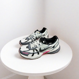 VSMI Nike V2K RUN 白灰 黑 灰銀粉 龍年 復古 男女鞋 跑步鞋 FZ5061-100