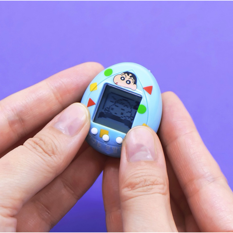 【小財迷的代購】韓國 🇰🇷韓國代購 蠟筆小新 動感超人 電子雞 玩具 公仔 吊飾 寵物機 掌上型電玩 復古玩具