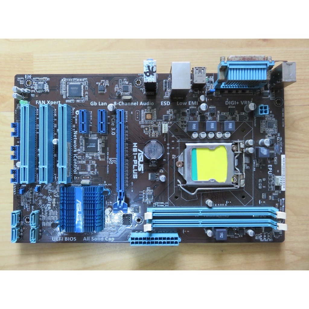A.1155主機板-華碩  H61-PLUS i7 i5 i3 DDR3雙通道 固態電容 RoHS  直購價380