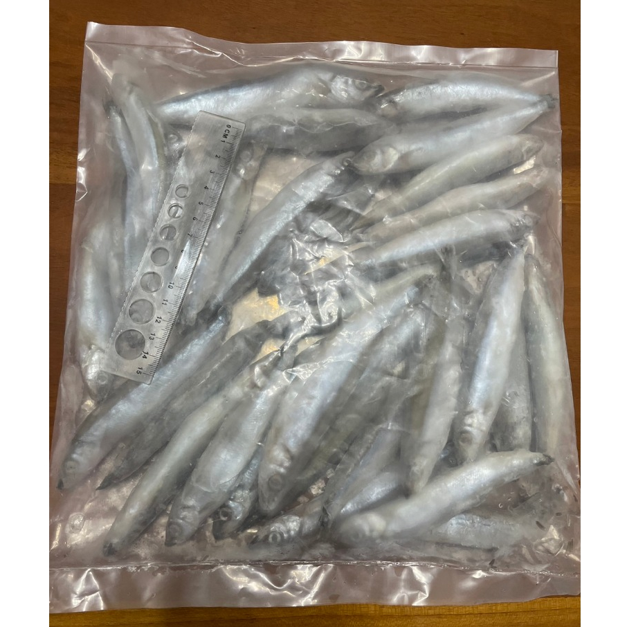 【佳魚水產】單凍生鮮挪威含卵柳葉魚(1000g/包) 一箱有6包