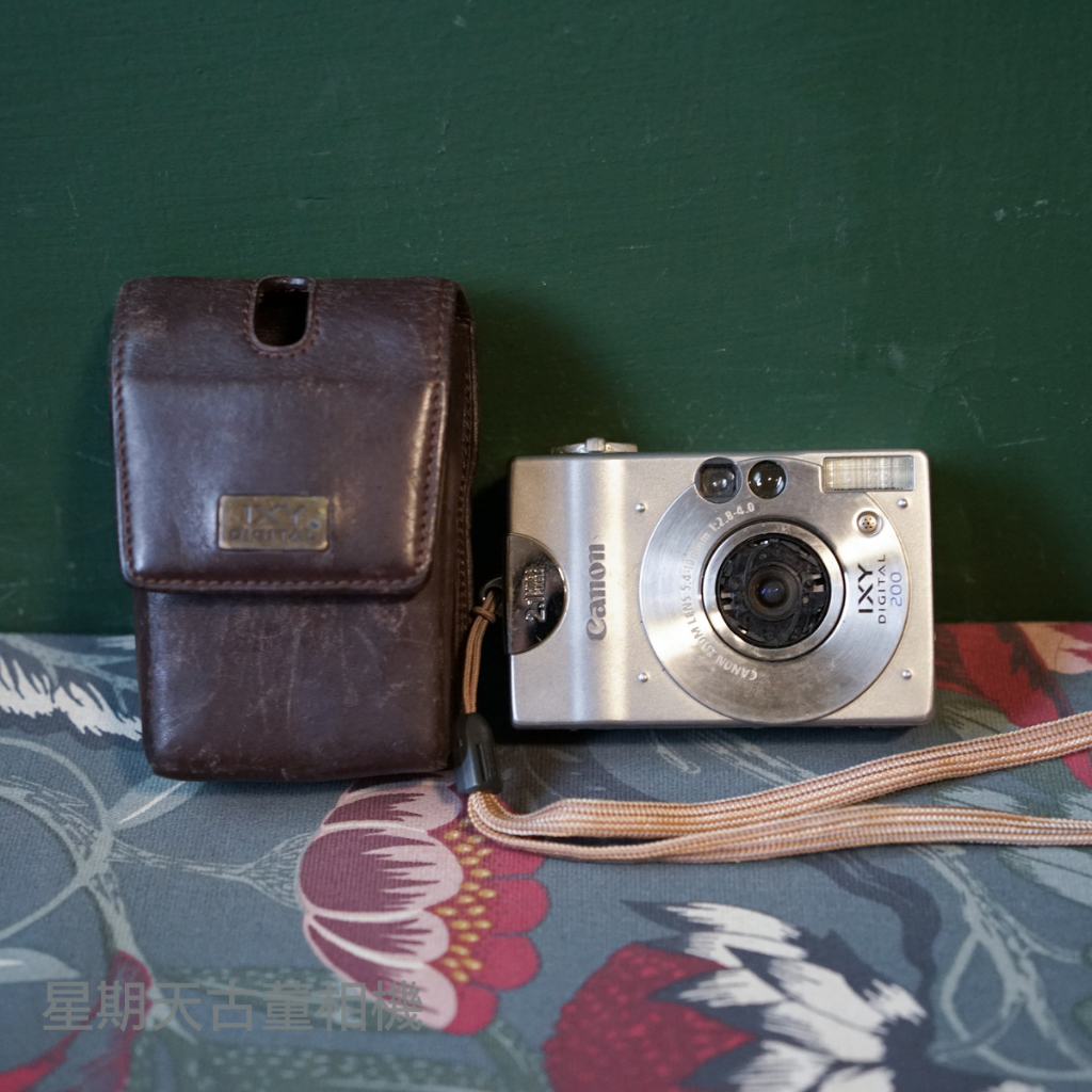 【星期天古董相機】零件機 擺飾品 道具 CANON IXY DIGITAL 200 數位相機