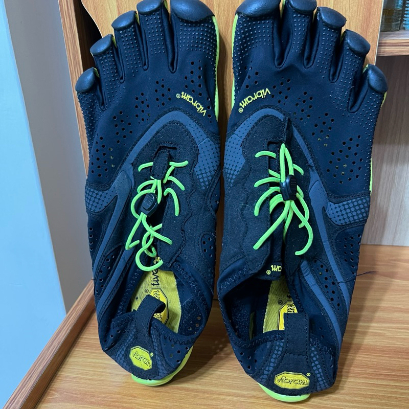 Vibram FiveFingers 9成新 黃金大底五趾鞋 男款路跑 V-RUN 16M3101