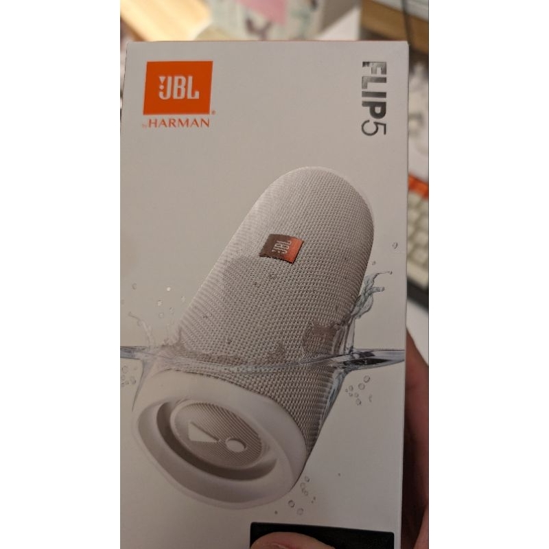 白色 JBL 防水藍牙喇叭 Bluetooth Flip 5 IPX7