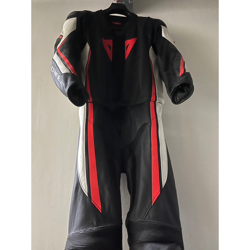 ｜二手9.8成新｜DAINESE 丹尼斯 ASSEN 2PCS 兩件式 連身皮衣 兩截式 皮衣