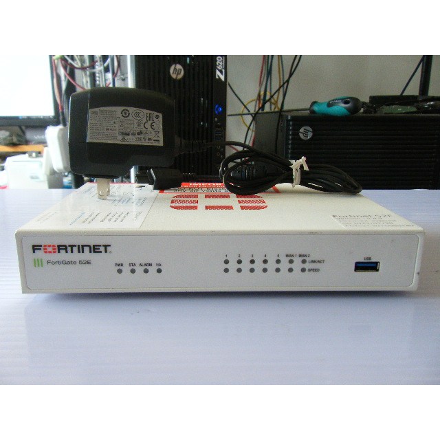 Fortinet Fortigate 52E UTM Firewall 授權過期含原廠電源