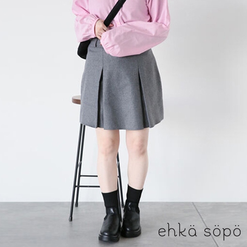 ehka sopo 素面斜紋混紡壓褶設計短裙(FF41L0L0380)