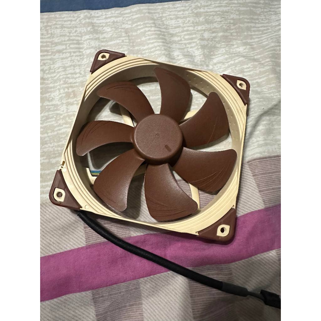 二手 貓頭鷹 Noctua NF-A14 PWM 14公分 風扇