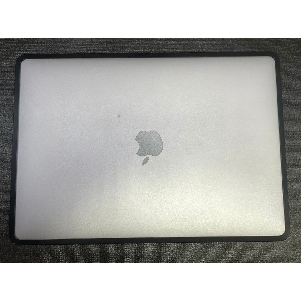 【有隻手機】MacBook Pro 13吋 8G/256G 太空灰(M2晶片)-二手使用過的筆電
