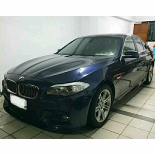 2011年 BMW F10 520d 選配ACC 天窗