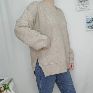 myheart現貨親膚V領下擺坑條開衩長袖毛衣