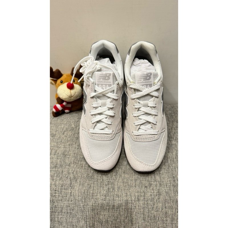 B311全新庫存零碼出清New balance 996 淺灰 US6.5 麂皮 24.5cm 男女鞋 CM996BT