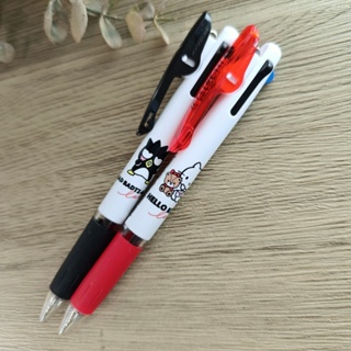 【摸鼻子文房具】日本UNI 三菱 JETSTREAM 夾式三色溜溜筆 0.5mm Hello Kitty/酷企鵝