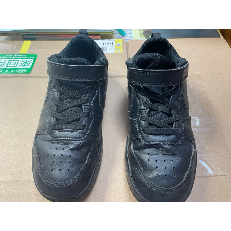 Nike 黑色大童運動鞋21.5cm(二手）