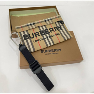 BURBERRY NYLON CHECK ZIP POUCH 手拿包 斜背包