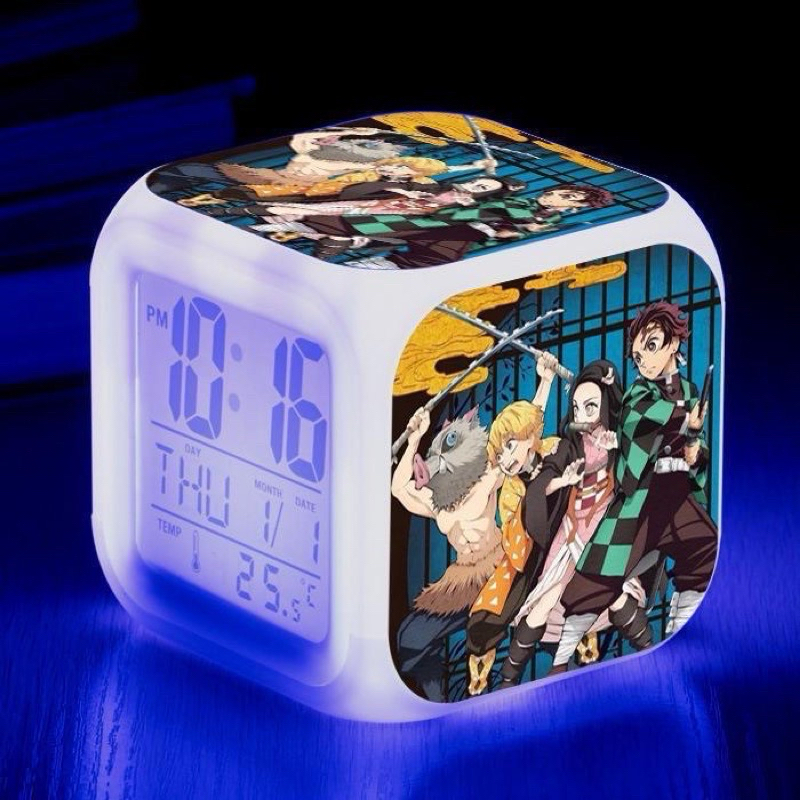 日本動漫周邊 鬼滅之刃 七彩變色創意新款鬧鐘 LED電子靜音鬧鈴 電子時鐘 兒童節禮物