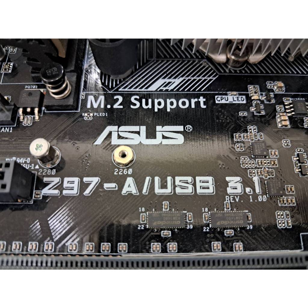 二手 華碩ASUS Z97-A /USB 3.1主機板+I7-4790 CPU+DDR3 8G*4 -保固1個月