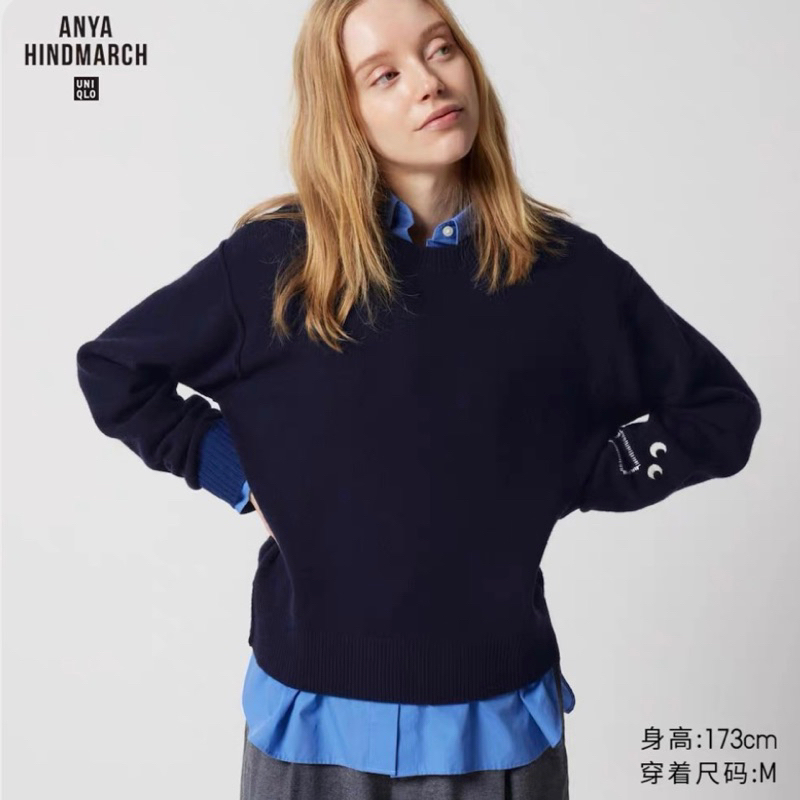 限時降價🚀全新現貨🚀UNIQLO 聯名 ANYA HINDMARCH👀 特級小羊毛圓領毛衣(長袖) 468868 深藍色