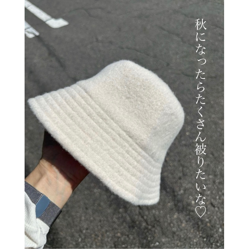全新。日本 Uniqlo 100% 羊毛 漁夫帽 可調節 白色 秋冬保暖帽