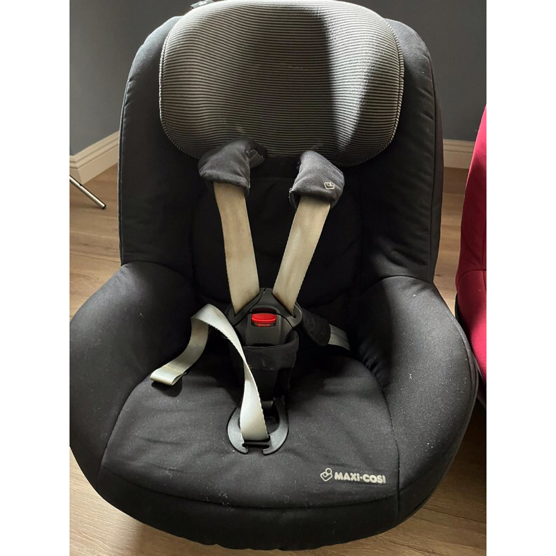 2x Maxi-Cosi Pearl 幼兒安全座椅 (不包含底座）