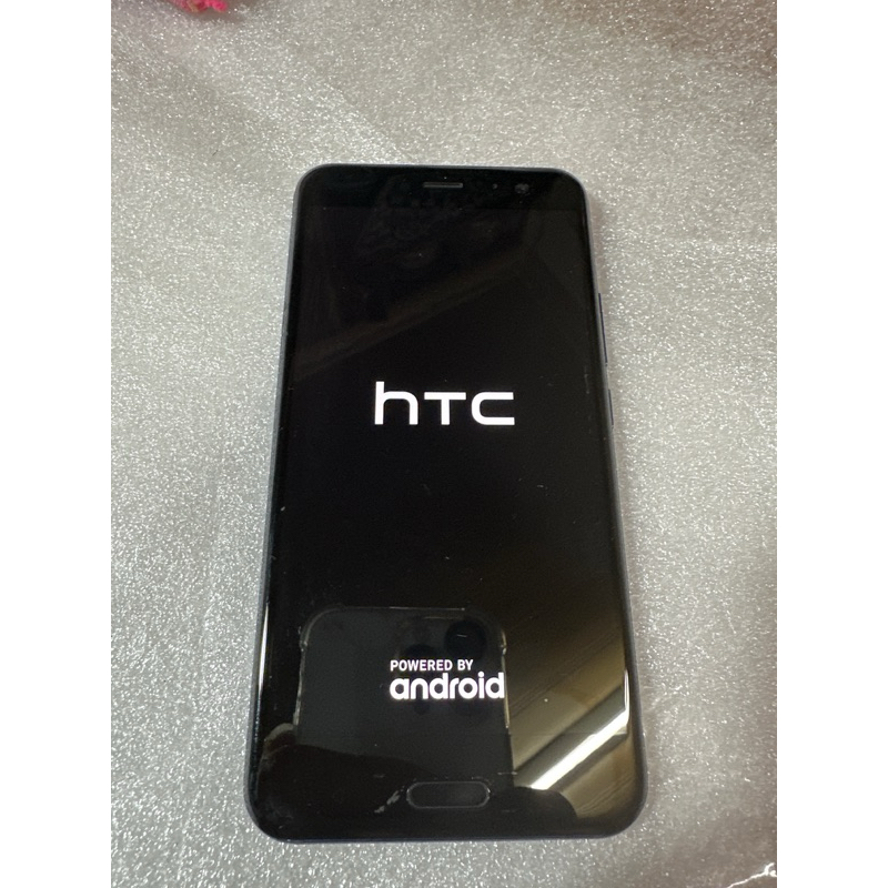 HTC U11 螢幕只有開機畫面，進不了主畫面背板破當零件機賣