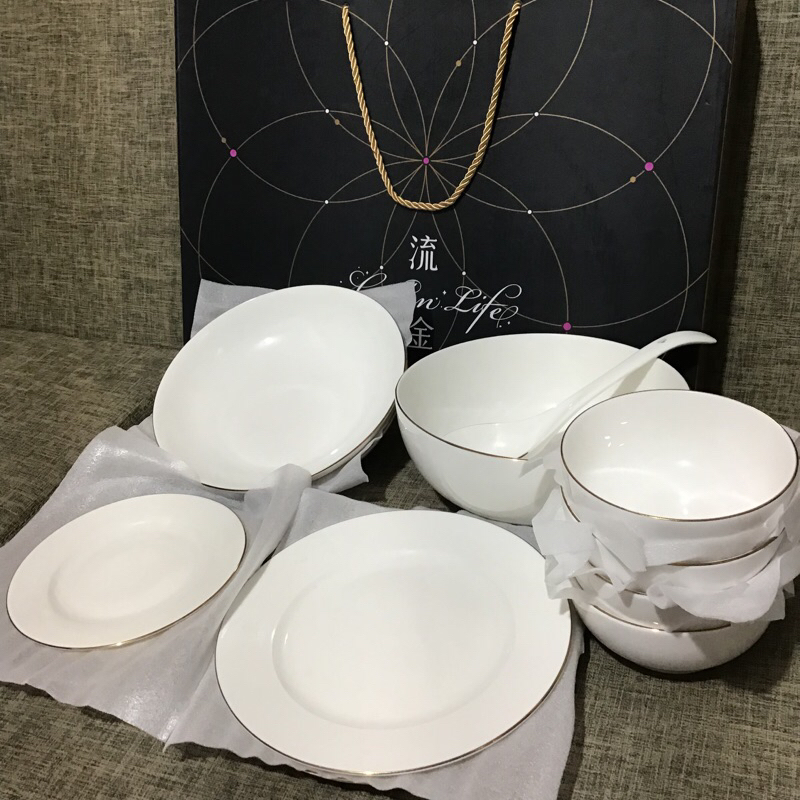 全新 Js Home 流金新骨瓷碗盤餐具15件禮盒組(金邊可微波 洗碗機適用)