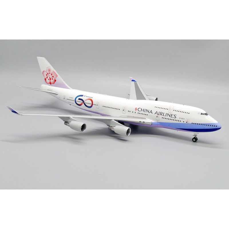 《星探者飛行總部》JC Wings 1/200 中華航空 B747-400 B-18210 60週年 1:200