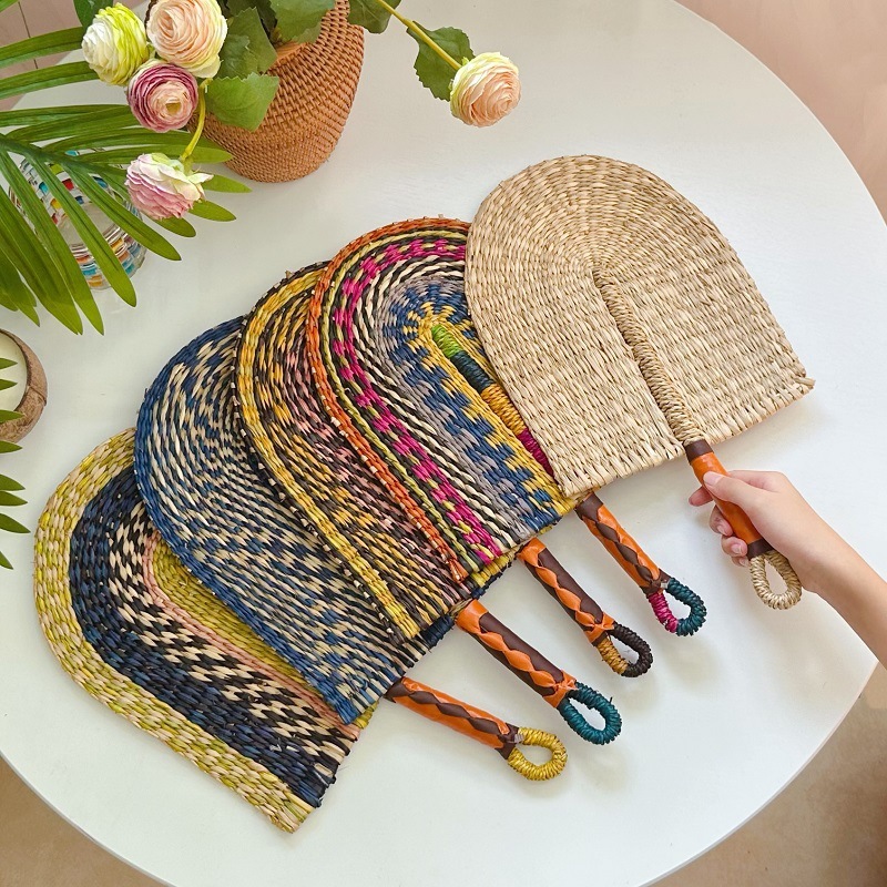 越南海草編織 純手工 草編扇子 非洲元素ins風 牆面裝飾 工藝扇子 夏季手搖蒲 墻面裝飾 扇子裝飾 手扇