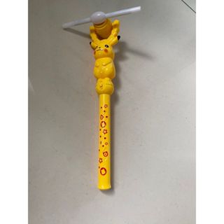 (二手)皮卡丘發光音樂風車棒/米奇捶背棒/大牙刷