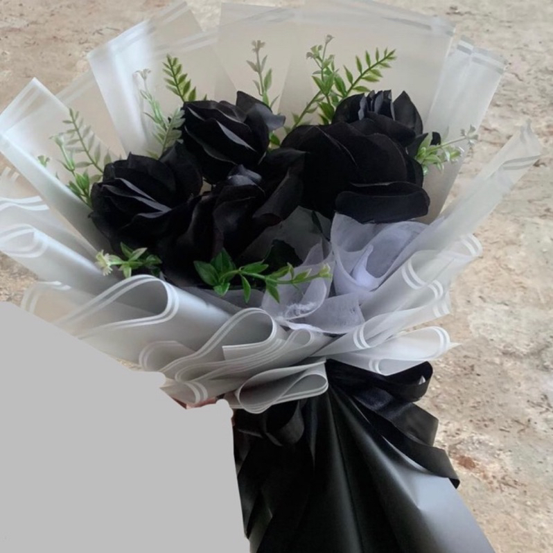 2024台灣製作台灣出貨黑色玫瑰花束黑色花束11朵黑色玫瑰花香皂花束送女友花束情人節花束畢業花束花朵顏色跟包裝紙顏色可改