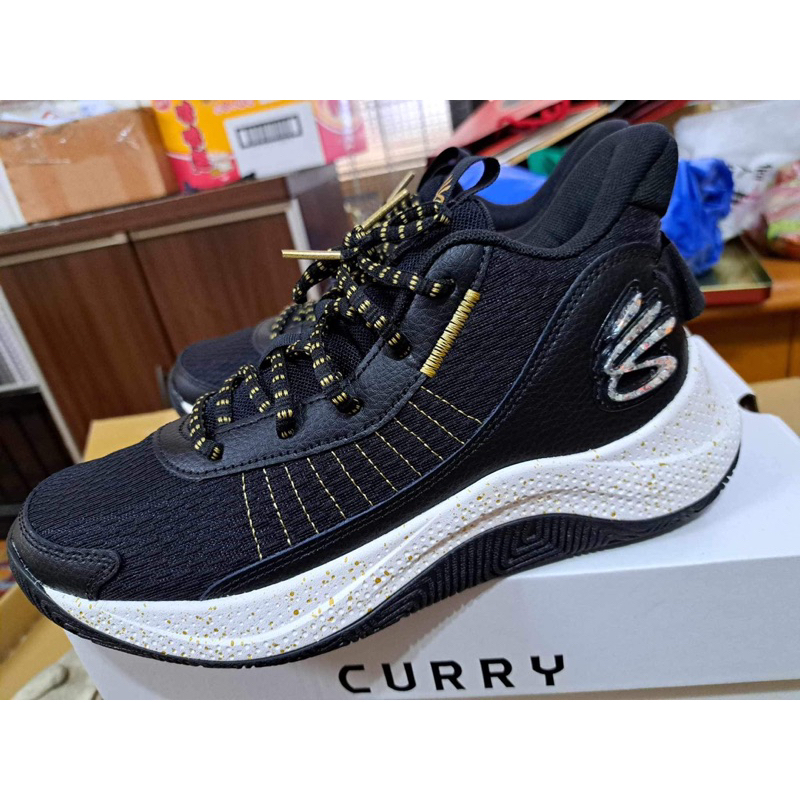 【UNDER ARMOUR】UA 男款 CURRY 3Z7籃球鞋 黑白色