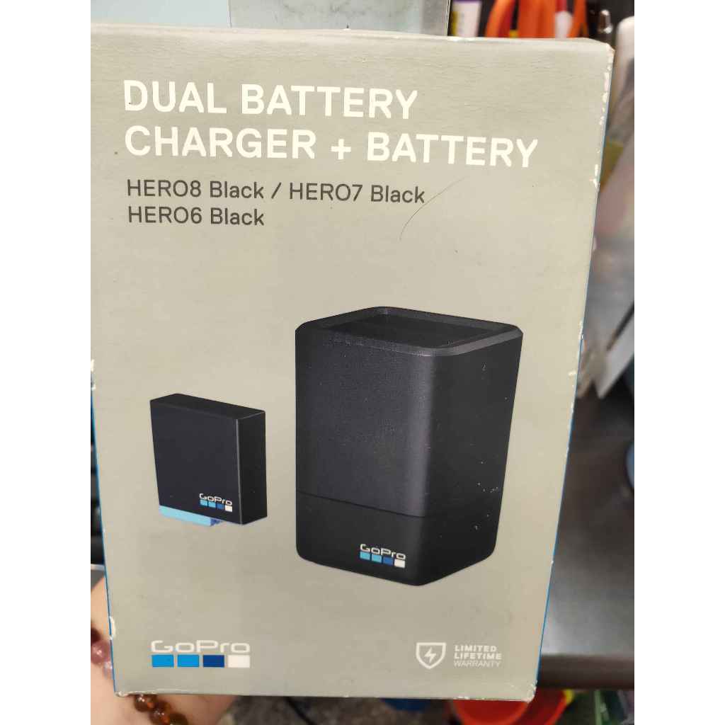 *盒裝DUAL BATTERY CHARGER+BATTERY 電池 雙電池充電器 $990 【GoPro】MAX Du