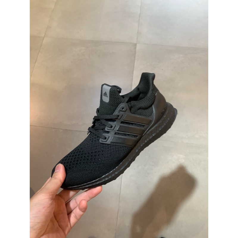  ADIDAS ULTRABOOST 1.0 黑 全黑 慢跑鞋 女鞋 HQ4204