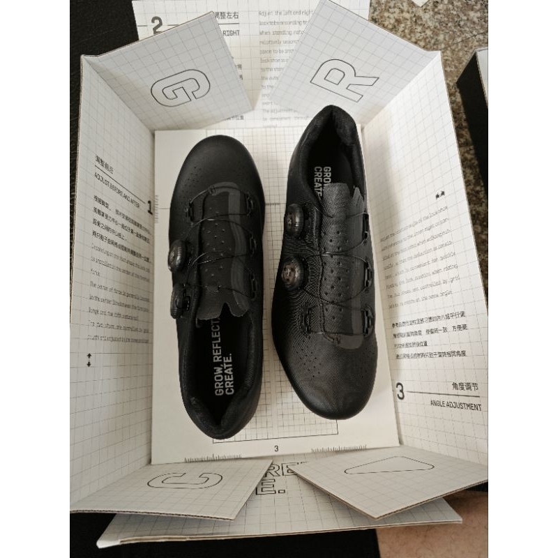 全新GRC碳纖維卡鞋，尺寸41號（腳長260mm)標準楦