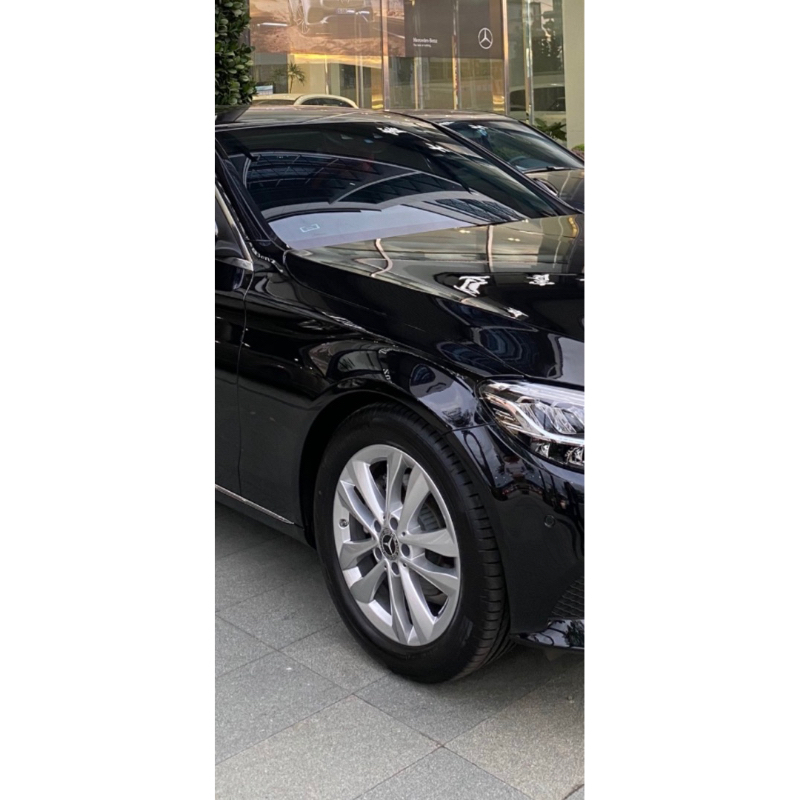 [自售]Benz 20/20年式 W205賓士原廠17吋鋁圈、輪框無傷不含胎