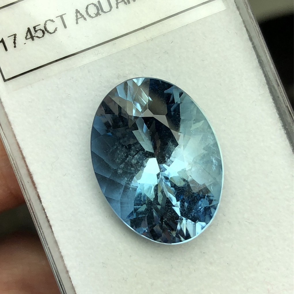【台北周先生】天然海藍寶石 17.45克拉 大顆 完美IF 濃郁閃耀