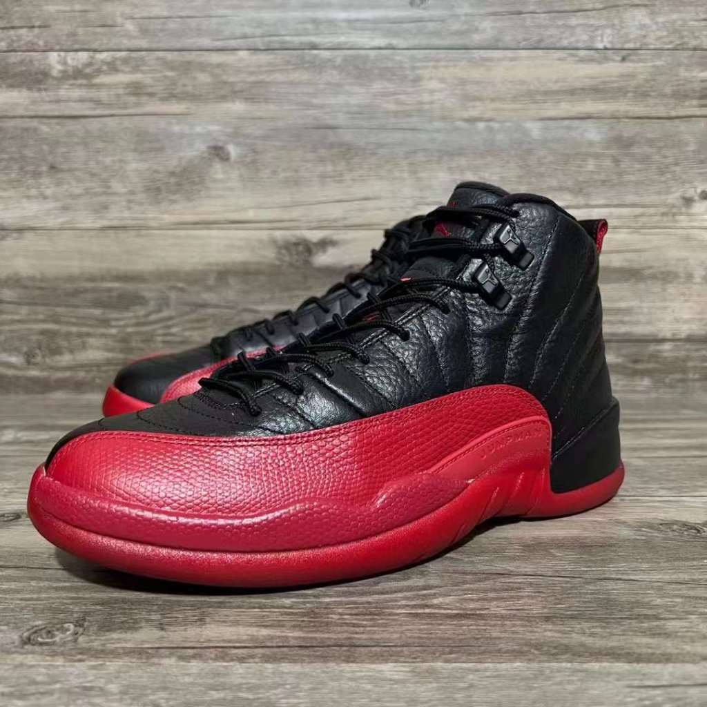 《二手寄賣》Air Jordan 12 病倒 US9 有原盒 極新