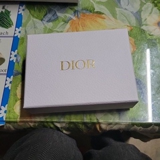 DIOR 迪奧空紙盒 飾品盒送後面相片一個小紙盒