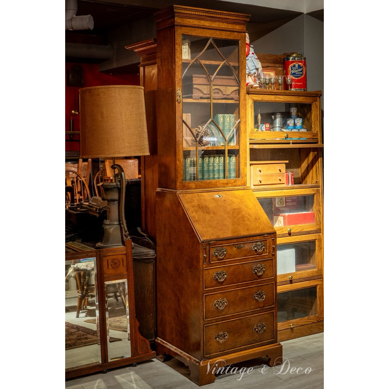 美國 古董書桌 書櫃 寫字桌 1950's 左右的古典極品Southampton 老件 胡桃木寫字桌 實木櫃 玻璃櫃