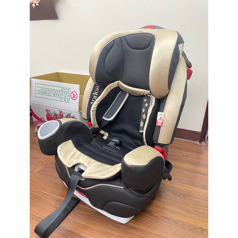 二手-Aprica 成長型 兒童座椅 汽車安全座椅 EuroHarness 37007