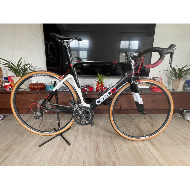 Ceepo MAMBA 黑曼巴 公路車 （售全車）