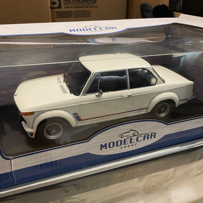 全新盒損 1/18 Model Car Group MCG BMW 2002 Turbo 白色 老車 合金模型車