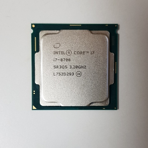 intel Core i7 8700 1151腳位 6核心 CPU 附銅芯散熱風扇 2手良品