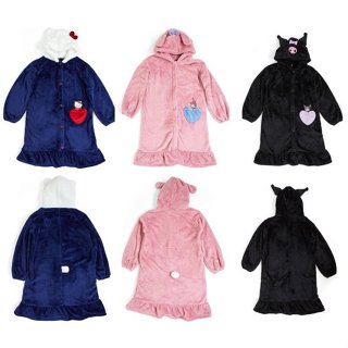♥小花花日本精品♥ kitty 美樂蒂 酷洛米 造型珊瑚絨長袖連帽睡衣 睡裙 睡袍 居家服 俏皮耳朵 M-L ~ 8