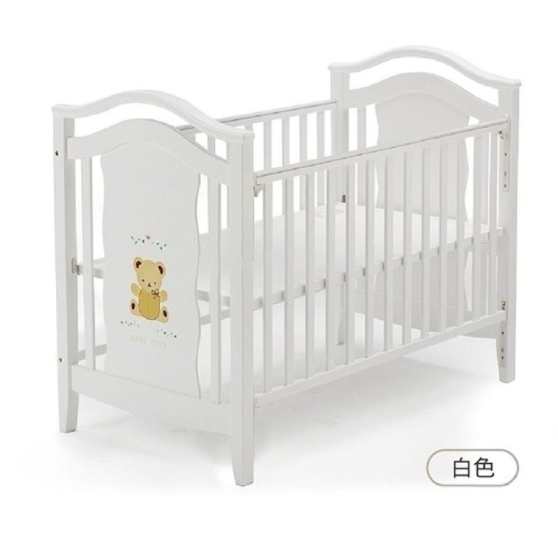 8成新Baby City 鄉村古典熊大床(白色)嬰兒床