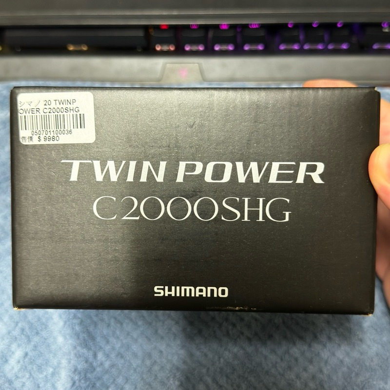 Shimano 20”twinpower c2000shg 9.9成新