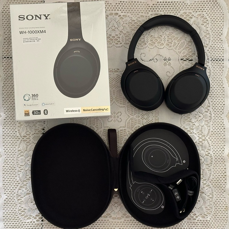 （二手、2023年12月底購入）SONY WH-1000XM4 輕巧無線藍牙降噪耳罩式耳機 - 黑色