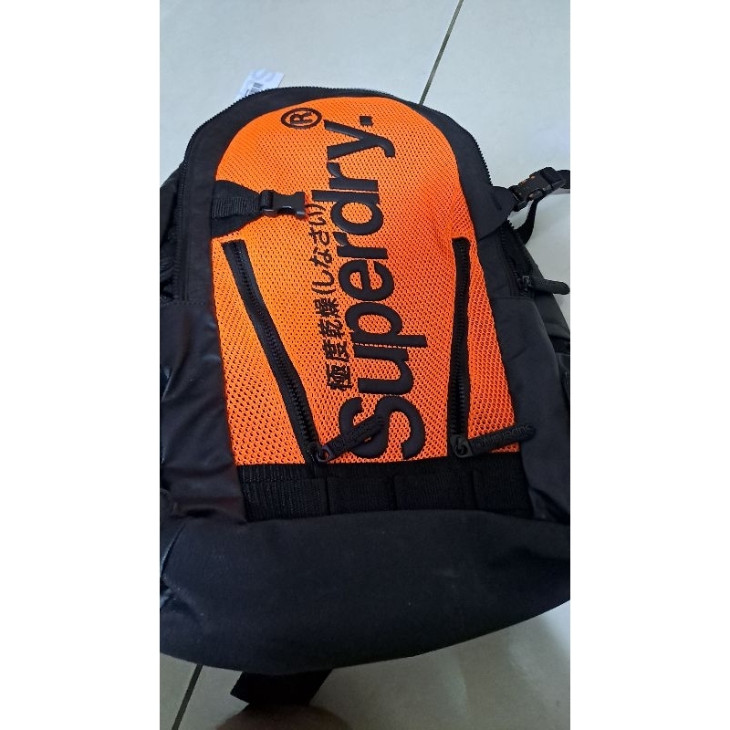 superdry 極度乾燥 後背包