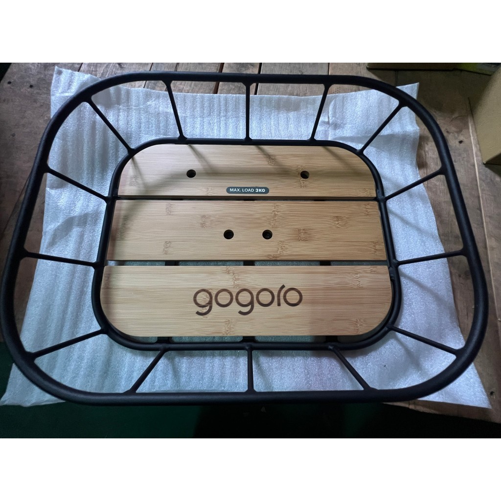 gogoro 原廠  全系列都可裝   有裝後貨架、夾片才能用 💡 竹底鋁合金後置物籃黑 ⚡新品優惠