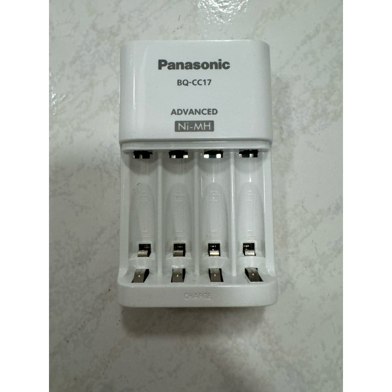 二手 國際牌 Panasonic BQ-CC17 電池充電器 4槽